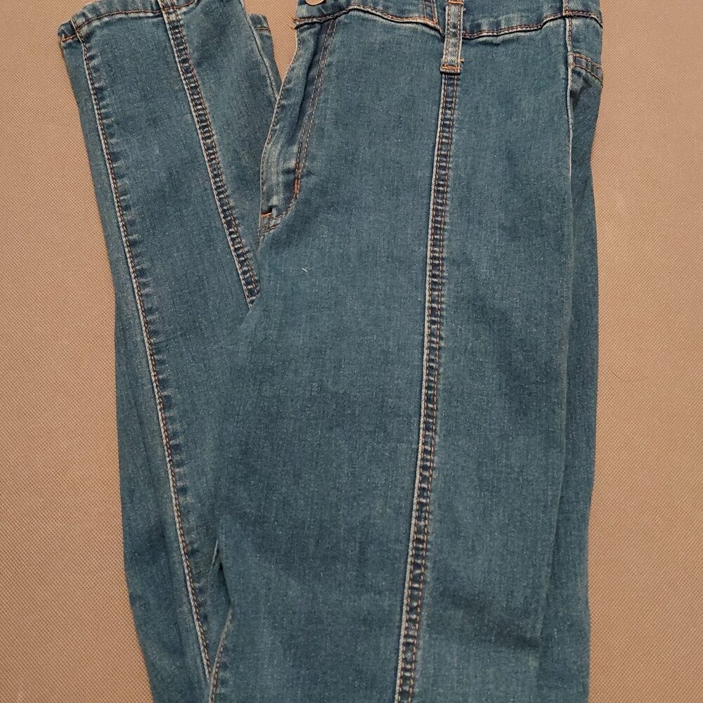High Waisted Blue Jeans